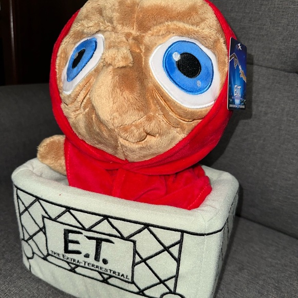 NWT Universal Studios E.T. Extra Terrestrial 2 Piece Jumbo Plush Toy In Basket - Picture 4 of 6